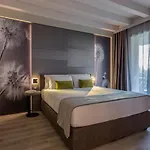 Prada' Eco 4*