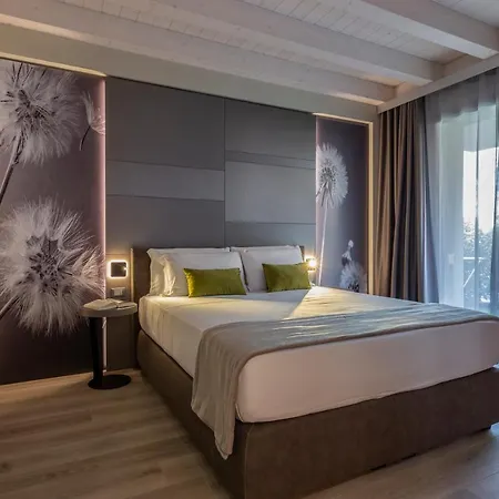 Prada' Eco 4*